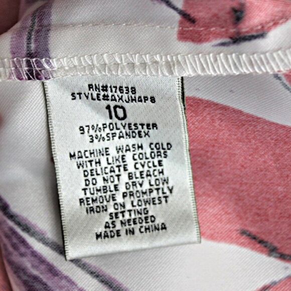 SIGNATURE BY SANGRIO Dress Sleeveless Knee Length Red Floral Round Neck Size 10 - Picture 8 of 8